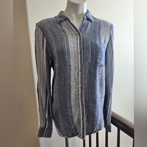Maeve by Anthropologie Button Down Shirt with Notched Collar